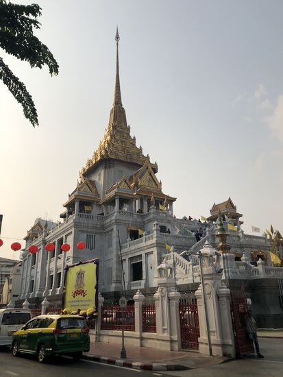 Wat Traimit in Chinatown