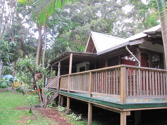 das war unser 10-Female-Dorm-Haus am See