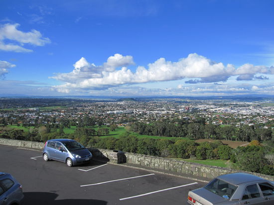 Blick auf Auckland vom One Tree Hill gesehen