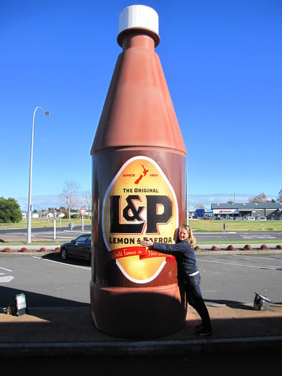 Lemon und Paeroa, L and P, DAS Brausegetraenk in Neuseeland (schmeckt richtig gut)