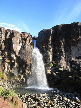 und ja, einen schönen Wasserfall gab es hier auch mal wieder