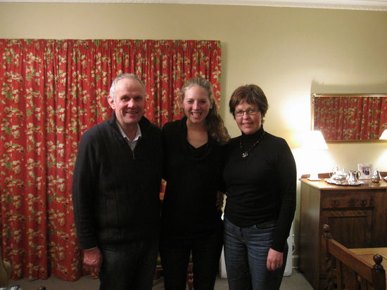 ich mit meinen Gasteltern in Christchurch: Graeme und Rose...auf dem Foto sehe ich irgendwie aus als wäre ich 13 Jahre alt...aber naja, ist ja nicht schlecht, mal ein bisschen jünger auszusehen 