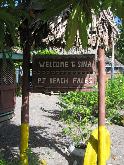Welcome to Sina PJ Beach Fales...unsere Unterkunft für 5 Tage!