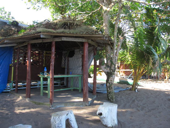 das war das Fale (offene Hütten in Samoa) von Shane und mir (ich war so froh, dass wir zwei uns das Fale geteilt haben, es war nachts nämlich wirklich unheimlich dort so ganz offen)