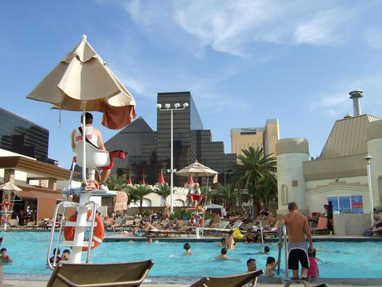 und noch einmal die Poolanlage vom Excalibur