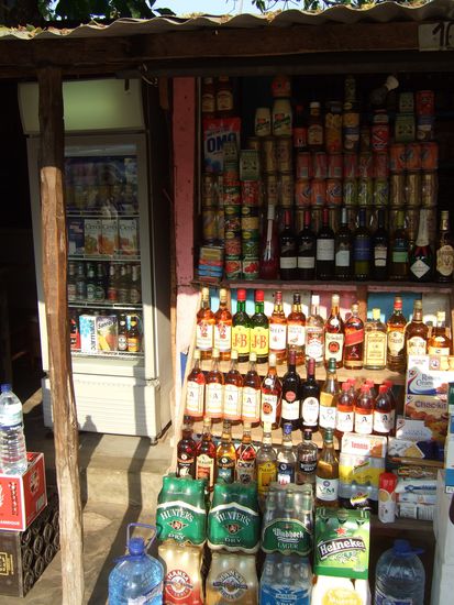 und so sahen die "Geschaefte" in Tofo aus