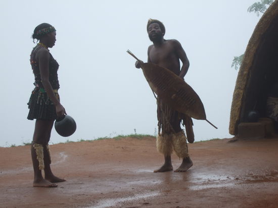 bei der Zulu-Vorstellung II
- eigentlich sollte man von hier aus eine super Sicht auf das Tal haben...tja, wir sahen nur weisse Wolken