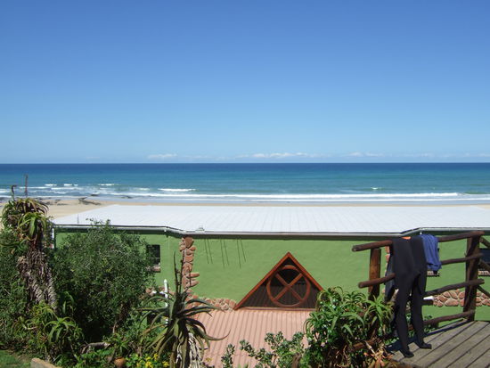 der Blick vom Hostel aus auf das Meer