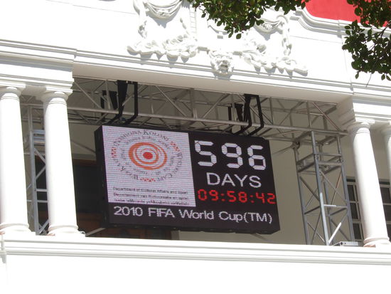 noch 596 Tage bis zur Fussballweltmeisterschaft!