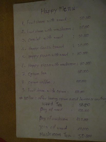 Happy Menu??? Hier seht ihr, was es alles zu essen und trinken gibt.