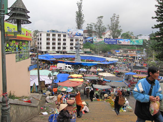 Blick auf den Markt Dalats
