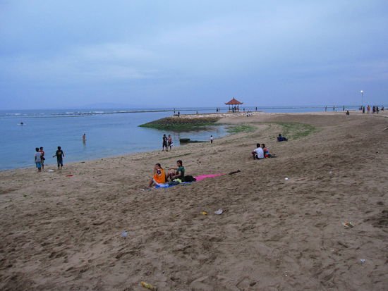 am Strand von Sanur