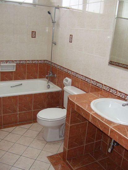 Badezimmer in gutem Zustand