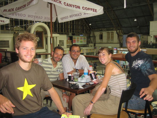 Am Hauptbahnhof in Bangkok