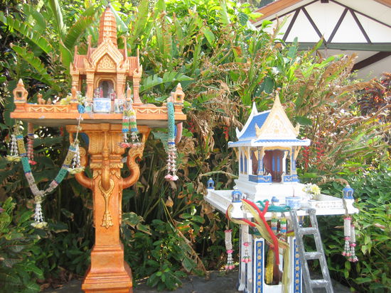 Tempel gibt es ueberall...