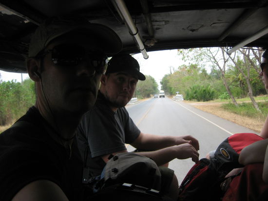 Im Pickup zur Grenze