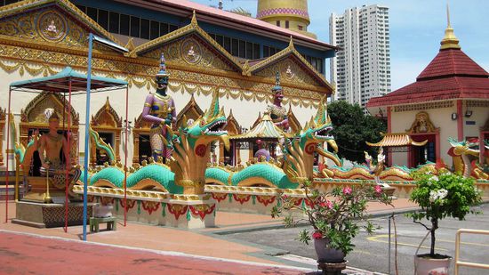 Declining Buddha - Tempel