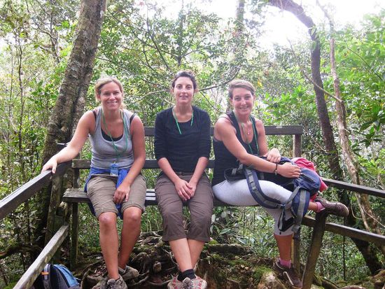 wir drei, geschafft, aber stolz, kurz vorm Ziel