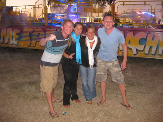 Bowen-Show with the pommies