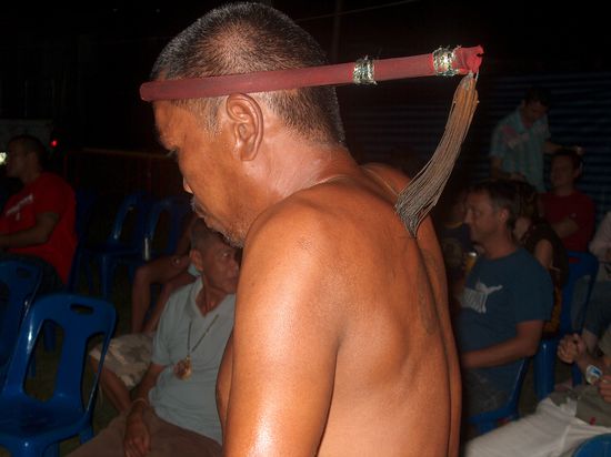 Der Muskelprotz hat dann voll verloren...