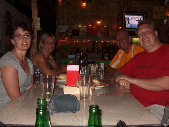 Trix mit neuer Brille, Manu, Benno dann halt noch ich...