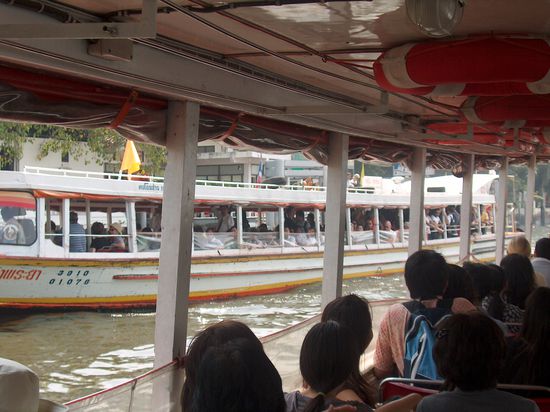 Linienboot in Bangkok
