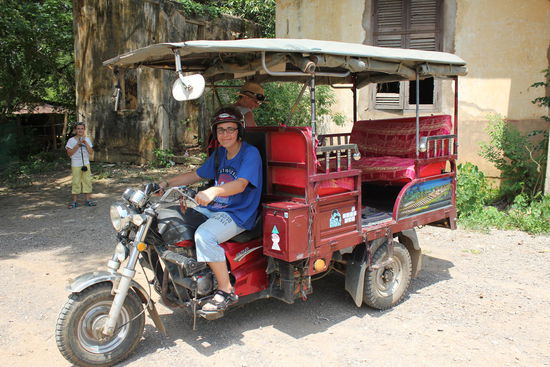 the new Tuktuk-Driver is born.... 