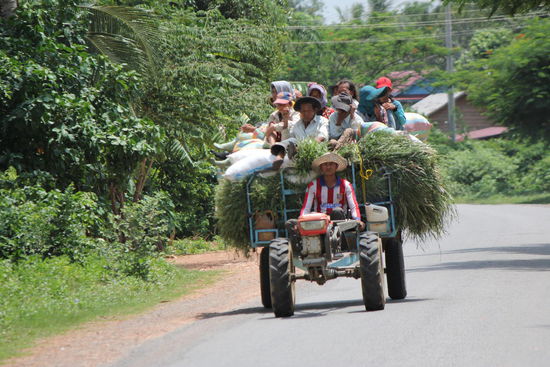Transport von Material und Personal zum ersten....