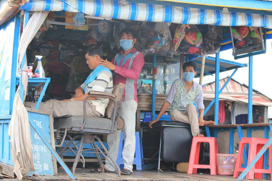 alles vorhanden in diesem Dorf....