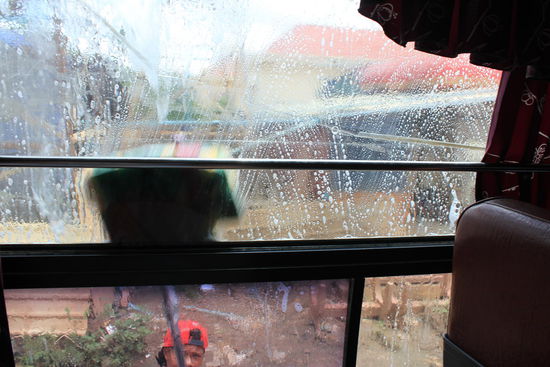 Buswäsche am Rastplatz....