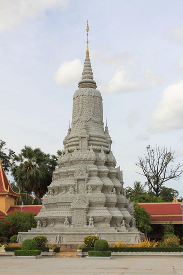 In dieser Stupa liegt die Asche von König Norodom