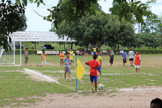 Fussballspiel startet erst in einer Stunde....
