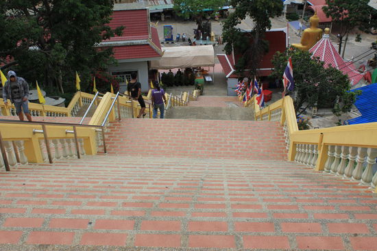 und diese 128 Treppen-Stufen sind wir rauf....