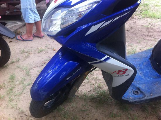 Bei Roller-Miete nie vergessen, die Vorschäden auf Bild festzuhalten... Wir hatten zwar keine Probleme bei der Rückgabe, aber dies weiss man ja nicht zum voraus...