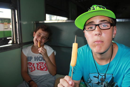 Hot-Dog am Stiel...