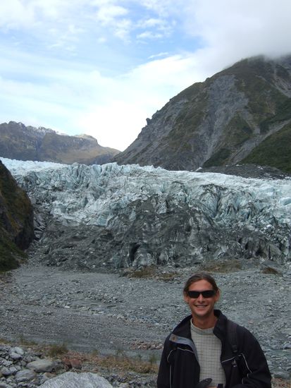 Hier mal ein Bild von Jim.
Es gab immer viel zu lachen, wenn wir uns anderen gleichzeitig vorgestellt haben.
Namensaehnlichkeit macht Spass!!!!!!!!