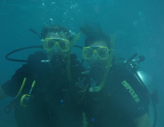 buddy &amp; buddy under water...guess who is who?