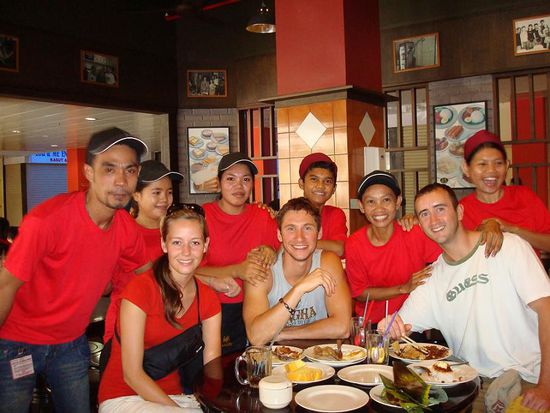 Fruehstueck incl. Autogrammstunde der German Superstars. Was ein Spass!
Bis Bald ;-P