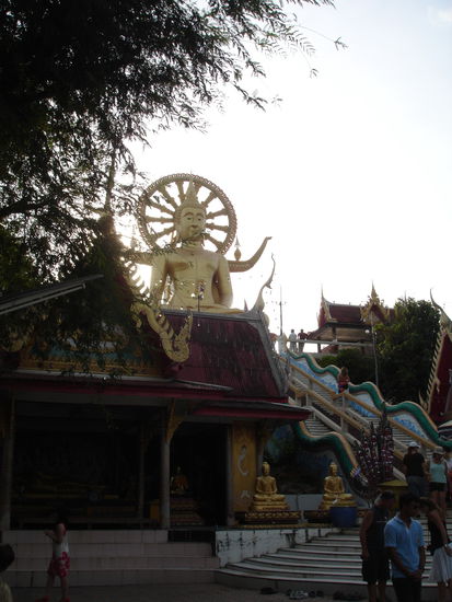 Blick auf den Big Buddha...hatten uns den aber groesser vorgestellt...