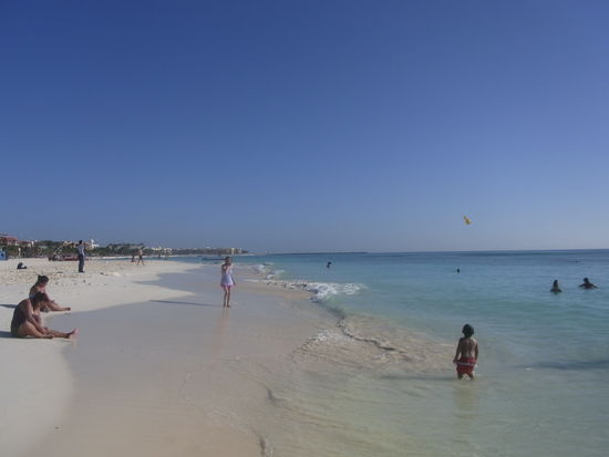 Der schoene Strand von Playa del Carmen