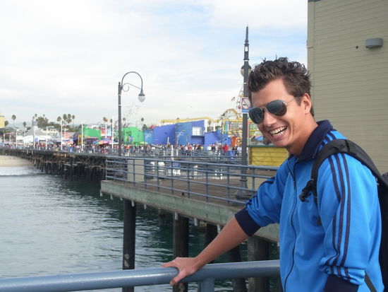 Am Ende des Santa Monica Piers...rechts sind man Teil des sich auf dem Pier befindlichen Freizeitparks