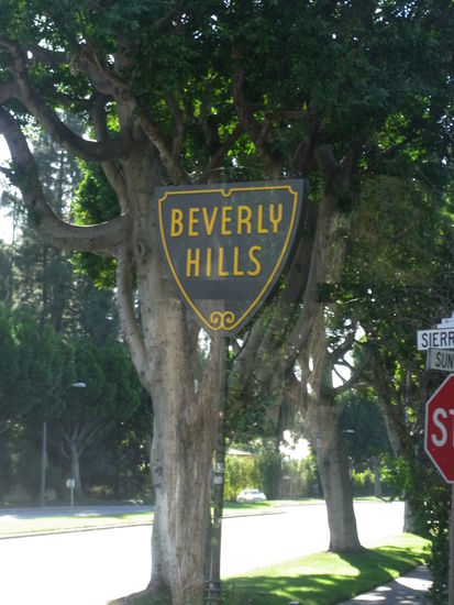 Einfahrt in eine eigene Stadt des Los Angeles County: Beverly Hills