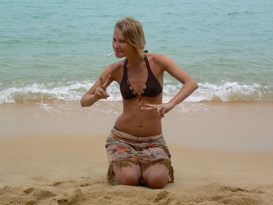 Seh aus wie ne indische Bauchtaenzerin