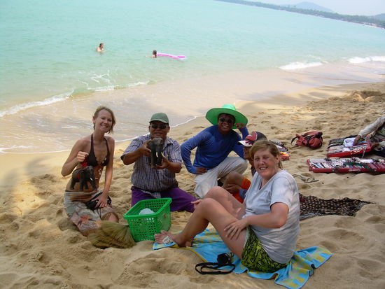 Da waren noch mehr Strandverkauefer, aber mehr haben leider nicht auf s Bild gepasst