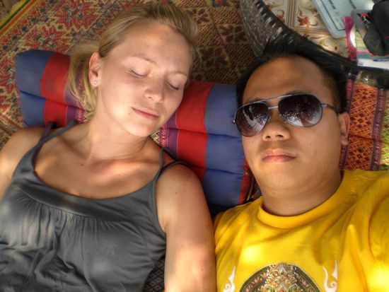Erstes mal so richtig in der Sonne am Mekong relaxen. Ach...Vientiane, wir kommen wieder...