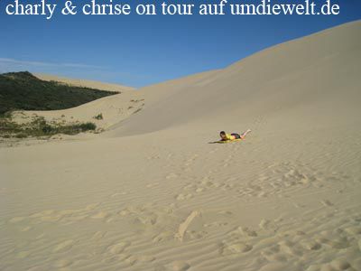 *pfui* *spuck* jede Menge Sand und an Stellen wo er nicht hin gehört.. Aber sonst machts Spaß.