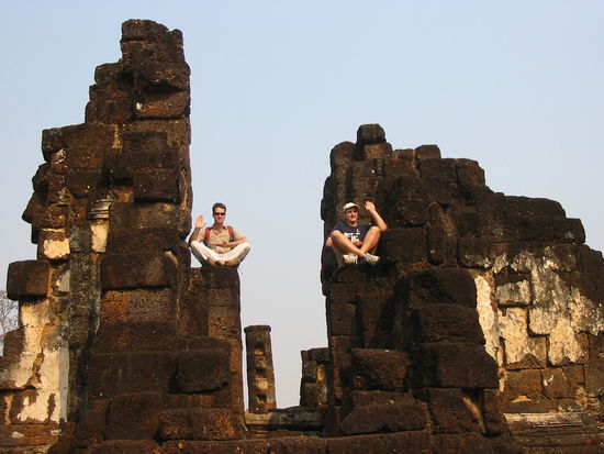 buddha laesst gruessen