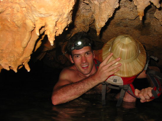hoehle am railey strand