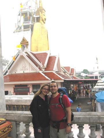 standing Booga and standing Gerti in front of "Standing Buddha"