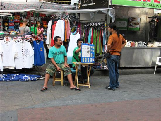 Ausweisfaelscher auf Khaosan Road